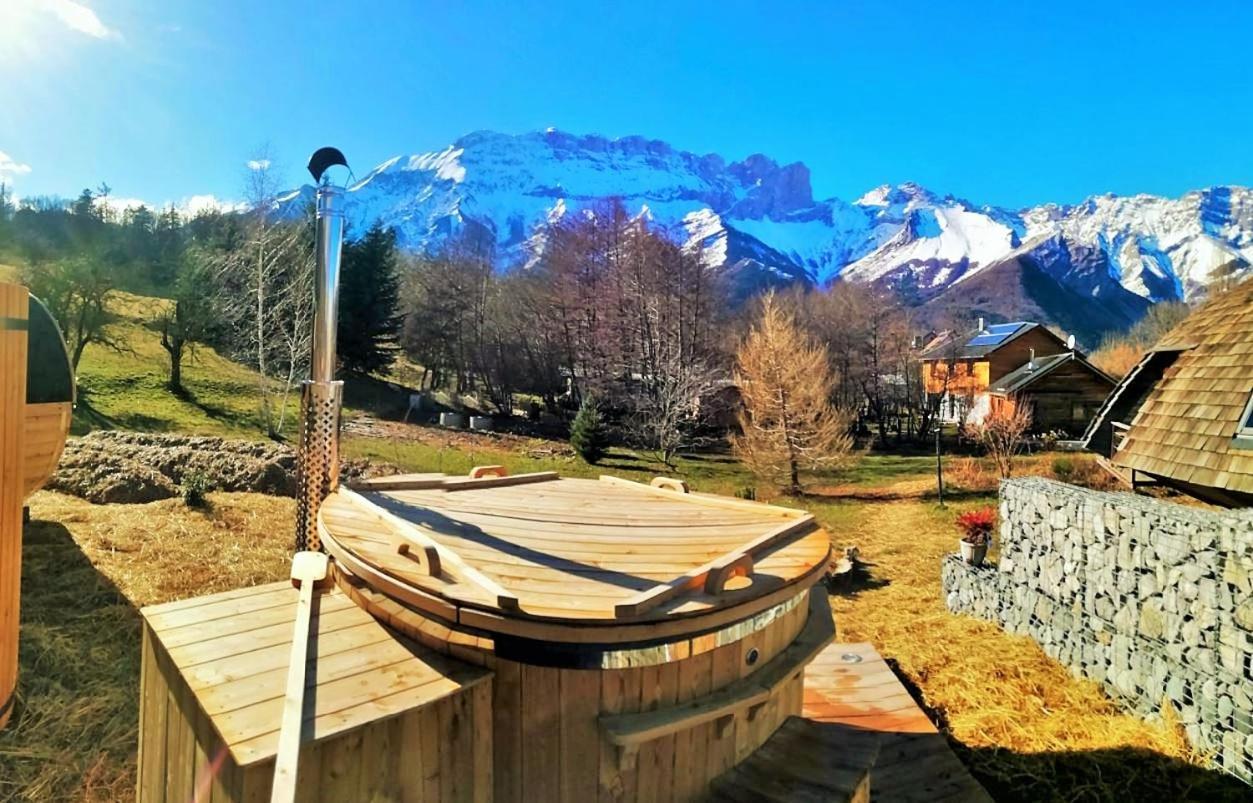 Au-Dela des Nuages, Maison d'hôtes insolite&SPA Aubessagne Exterior foto