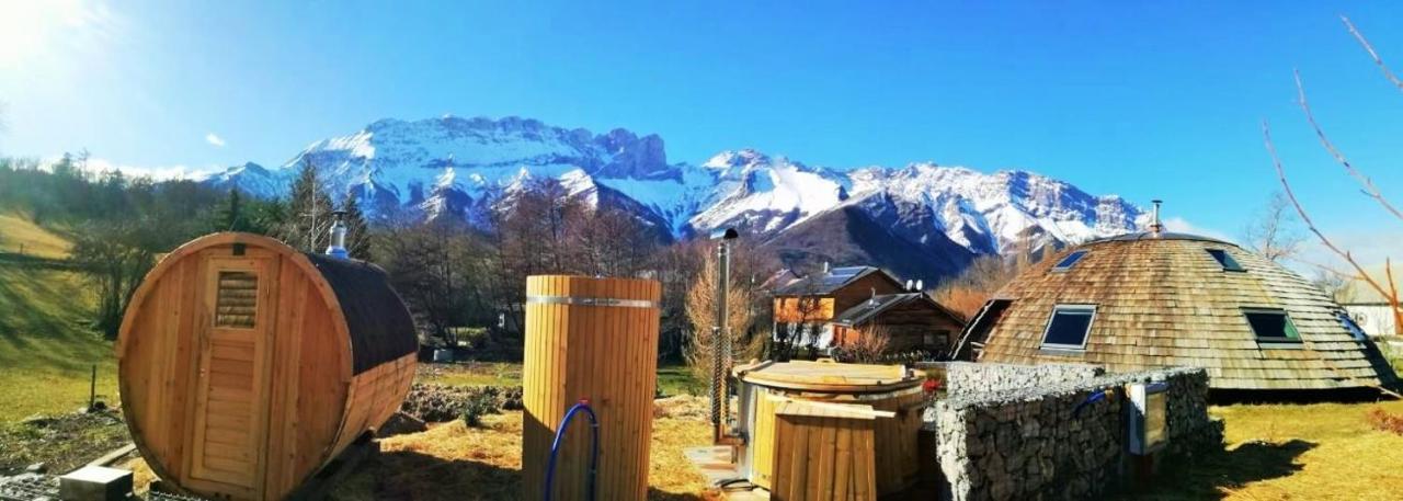 Au-Dela des Nuages, Maison d'hôtes insolite&SPA Aubessagne Exterior foto