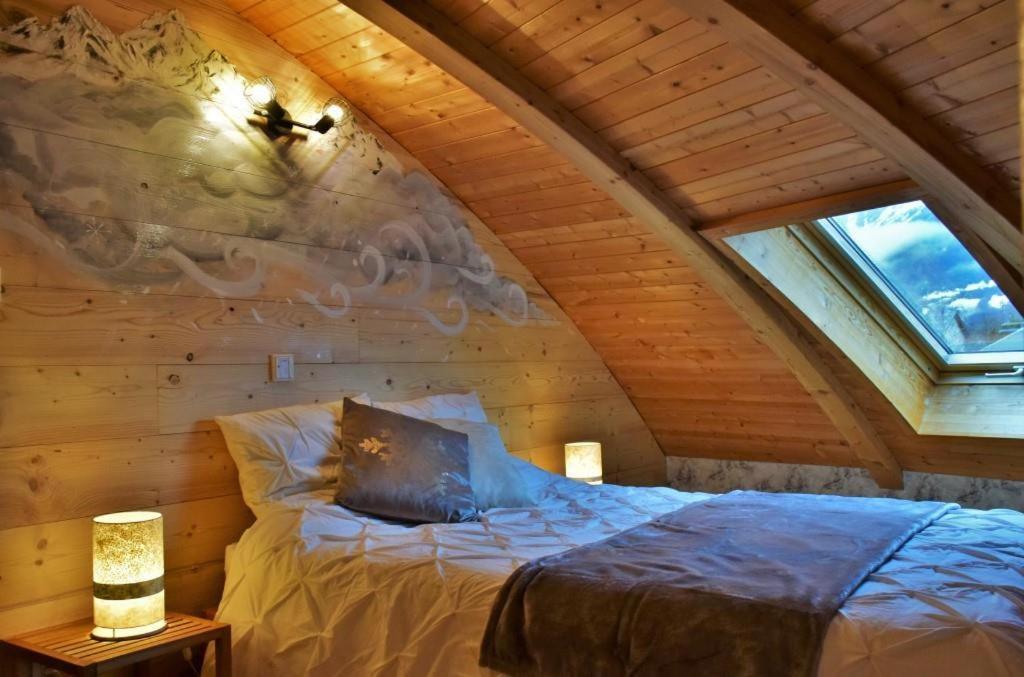 Au-Dela des Nuages, Maison d'hôtes insolite&SPA Aubessagne Exterior foto
