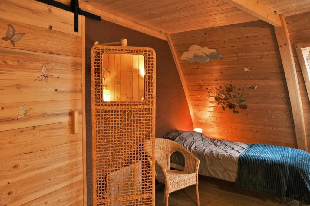 Au-Dela des Nuages, Maison d'hôtes insolite&SPA Aubessagne Exterior foto