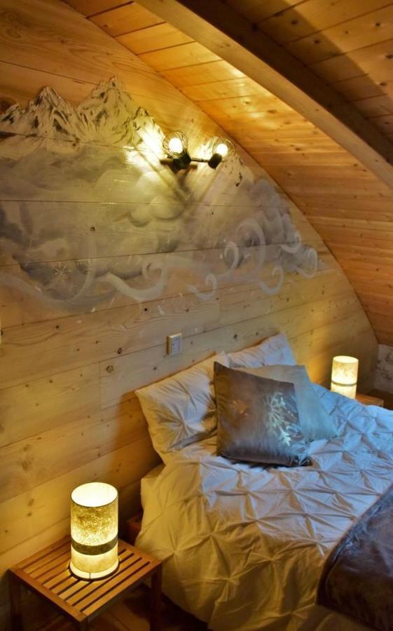 Au-Dela des Nuages, Maison d'hôtes insolite&SPA Aubessagne Exterior foto